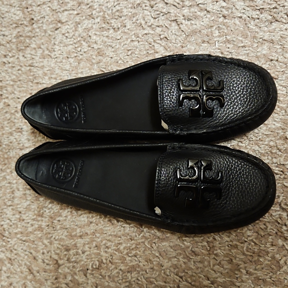 Black leather Tory Burch Lowell 2 Driver, size 5, $150 - Picture 3 of 5